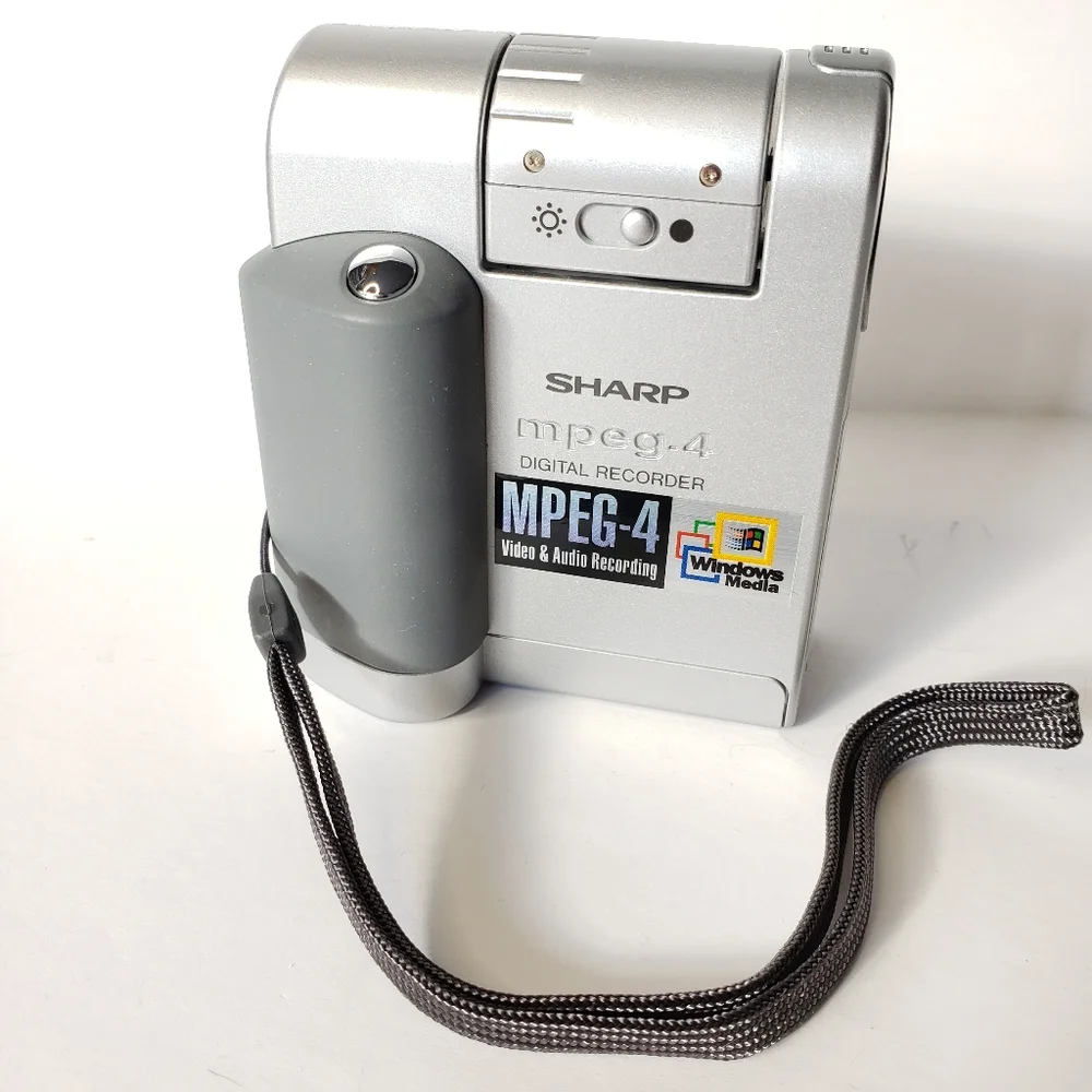 Vintage Sharp VN-EZ1U MPEG-4 Digital Recorder